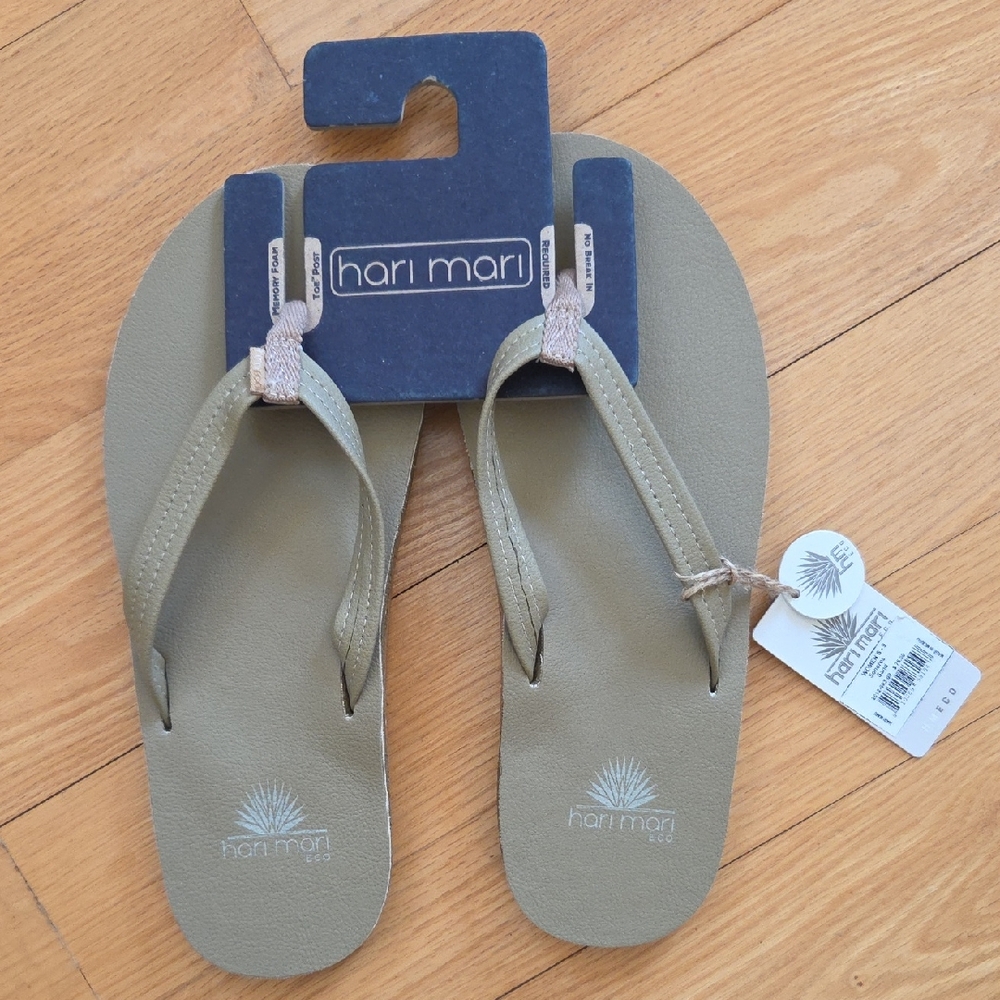 Hari Mari Women's Tan Flip Flops With Memory Foam